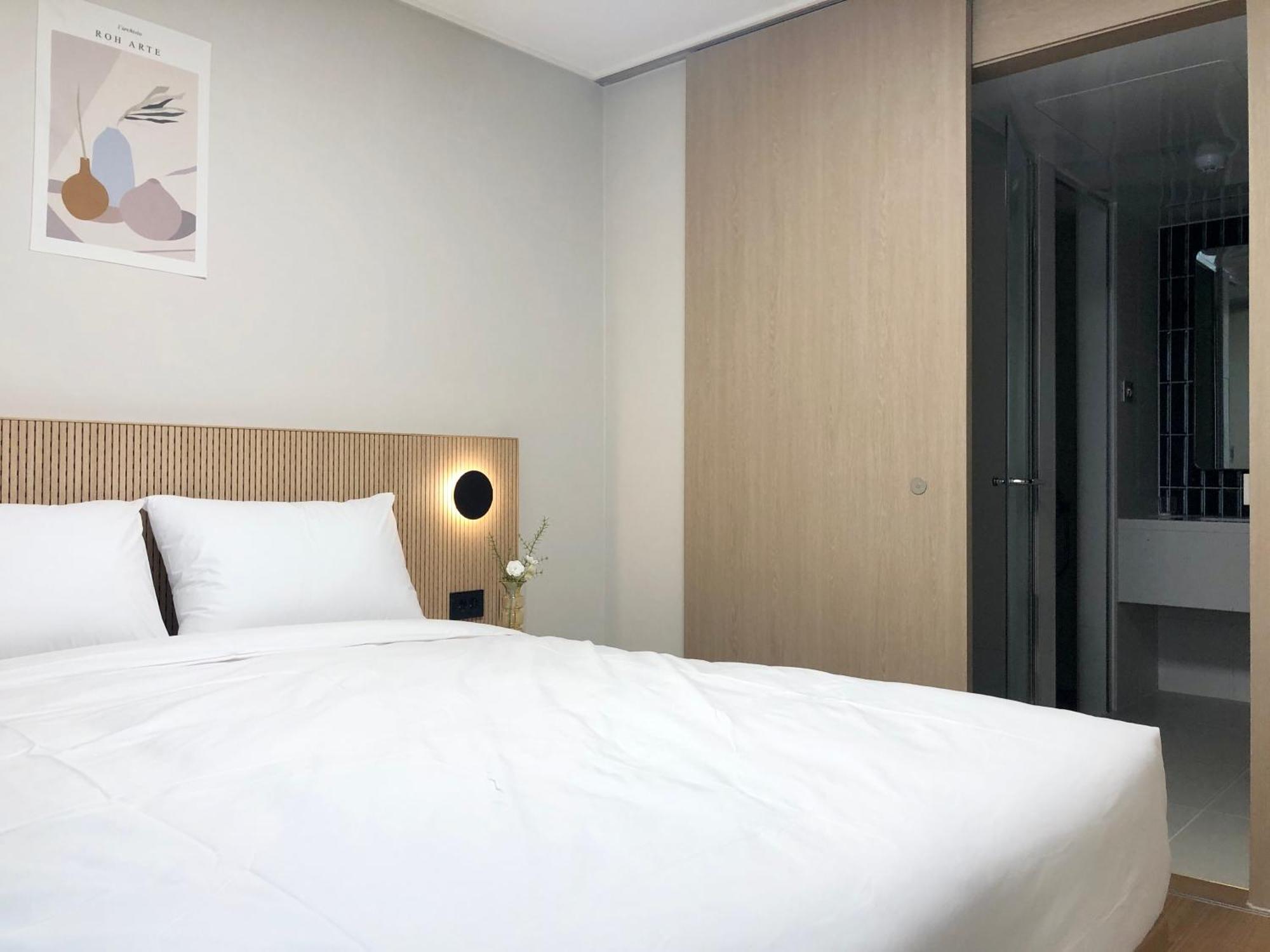 Golden Planet Incheon Hotel Exterior foto
