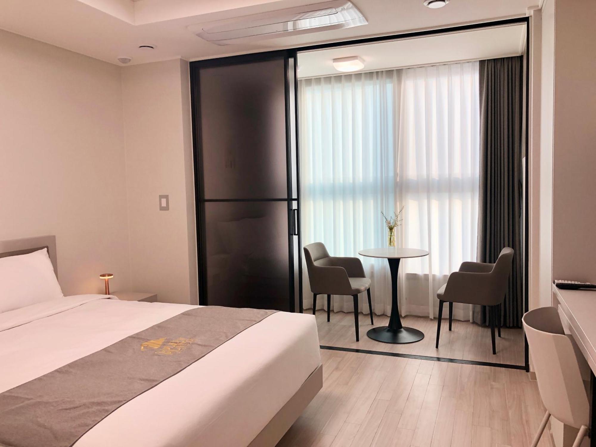 Golden Planet Incheon Hotel Exterior foto